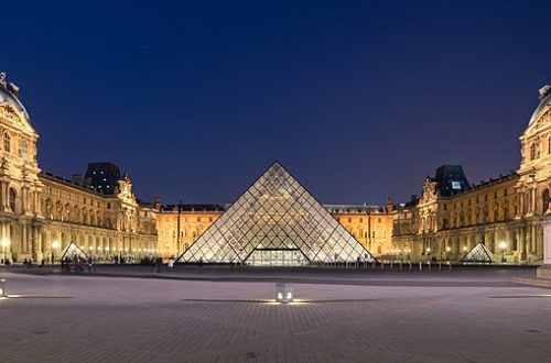 La Louvre France art Museum