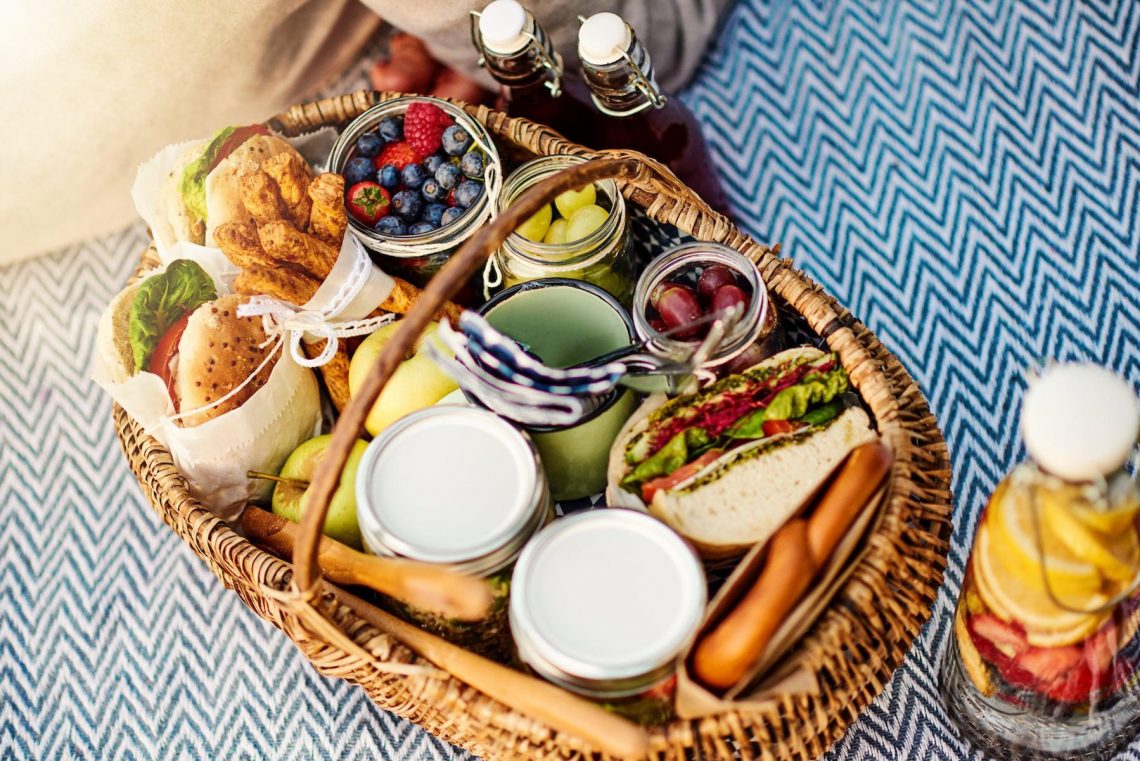 Food and Drink For a Picnic